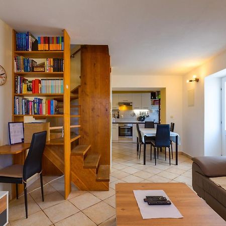 Apartments Valeria, Mali Lošinj Exteriör bild
