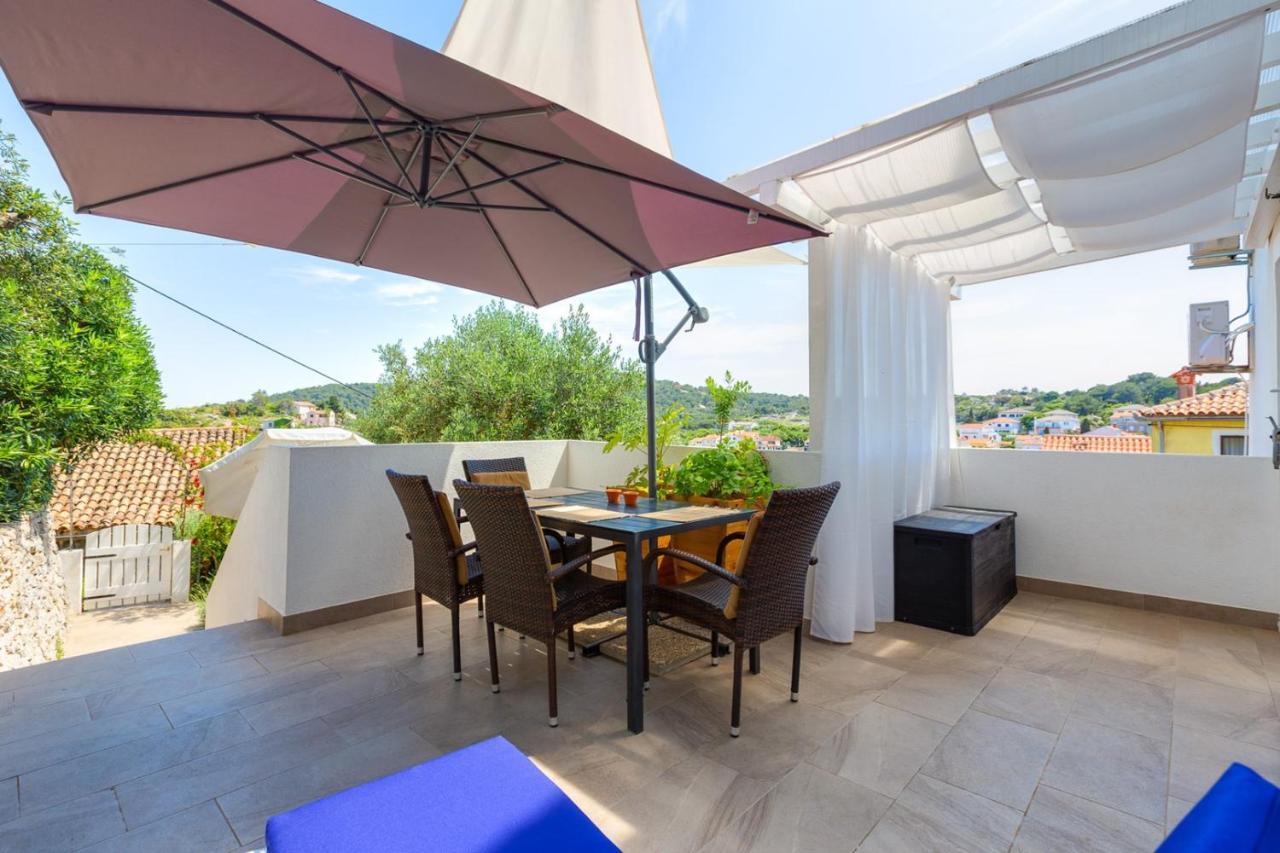 Apartments Valeria, Mali Lošinj Exteriör bild