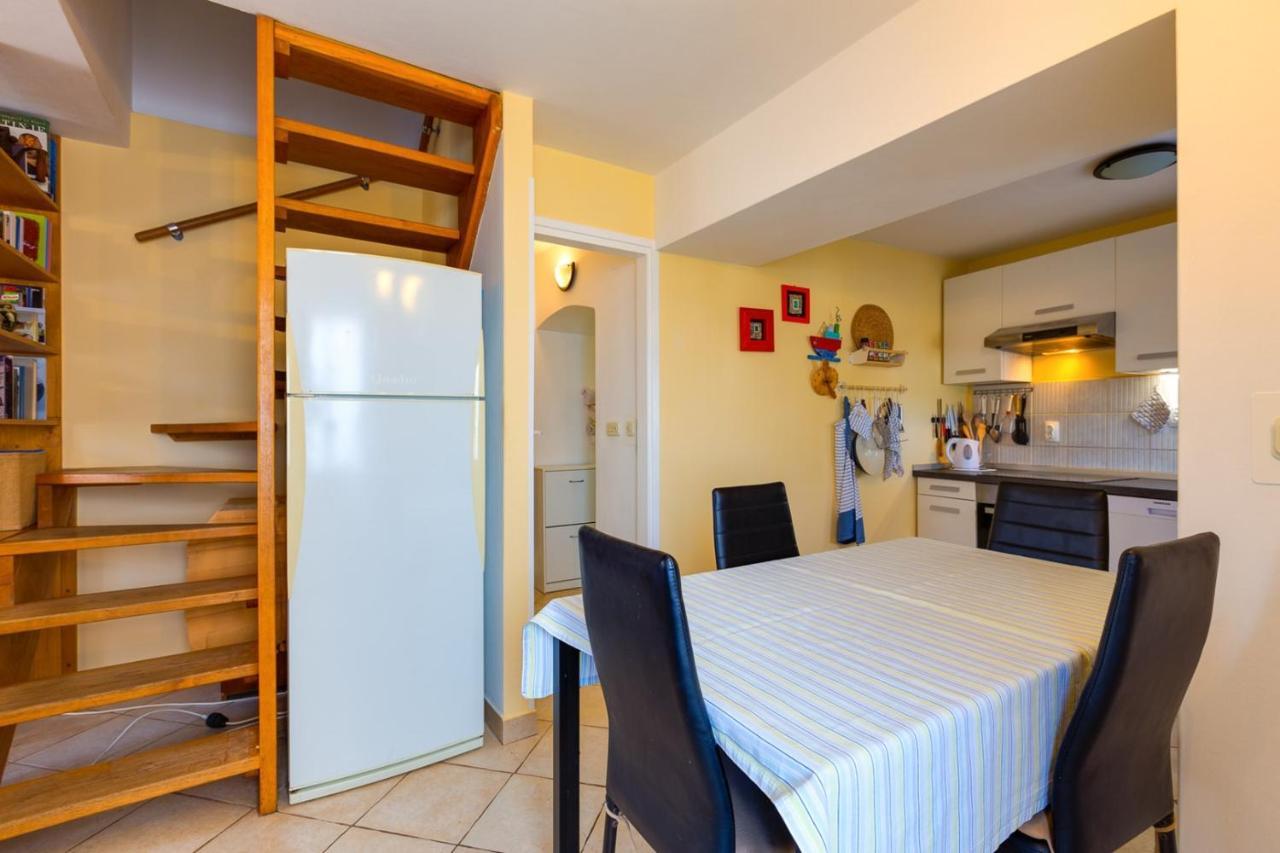 Apartments Valeria, Mali Lošinj Exteriör bild